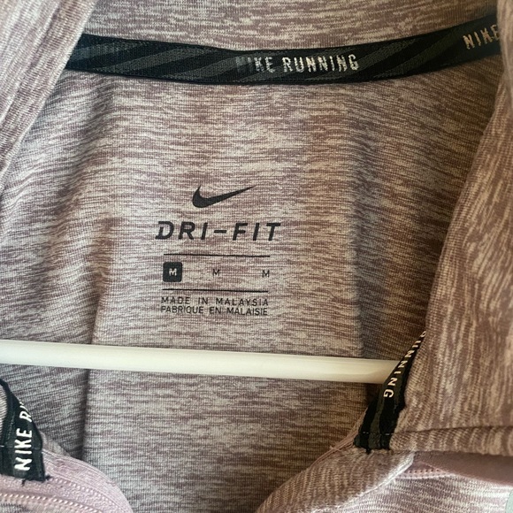 Nike Half Zip - Picture 2 of 2
